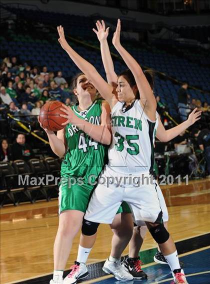 Thumbnail 3 in Pine City vs Siren photogallery.