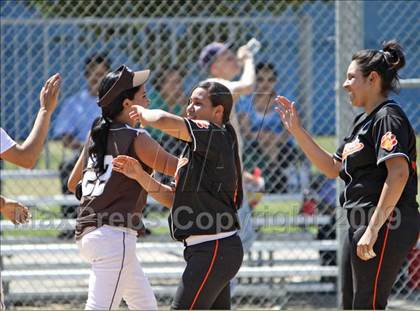 Thumbnail 1 in Lincoln vs. Kennedy (Valley Classic) photogallery.