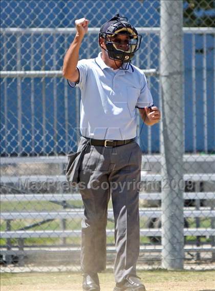 Thumbnail 1 in Lincoln vs. Kennedy (Valley Classic) photogallery.