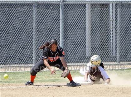 Thumbnail 3 in Lincoln vs. Kennedy (Valley Classic) photogallery.