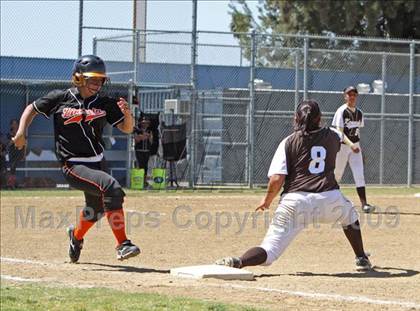 Thumbnail 3 in Lincoln vs. Kennedy (Valley Classic) photogallery.