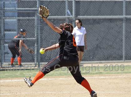 Thumbnail 3 in Lincoln vs. Kennedy (Valley Classic) photogallery.