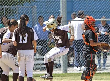 Thumbnail 2 in Lincoln vs. Kennedy (Valley Classic) photogallery.