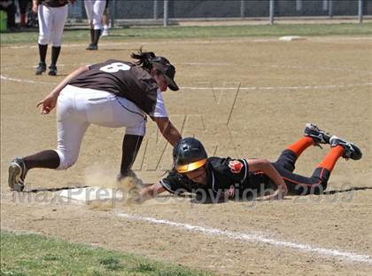 Thumbnail 1 in Lincoln vs. Kennedy (Valley Classic) photogallery.