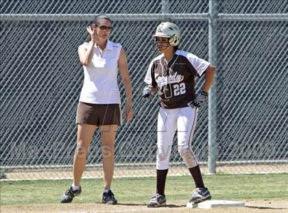 Thumbnail 3 in Lincoln vs. Kennedy (Valley Classic) photogallery.