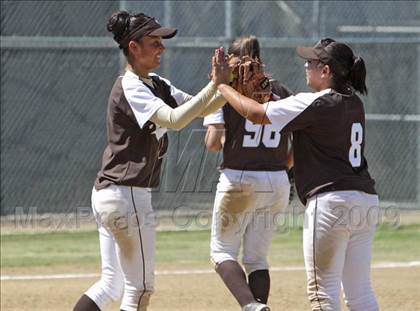 Thumbnail 2 in Lincoln vs. Kennedy (Valley Classic) photogallery.