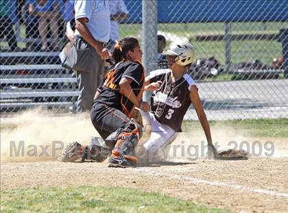 Thumbnail 1 in Lincoln vs. Kennedy (Valley Classic) photogallery.