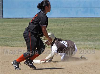Thumbnail 1 in Lincoln vs. Kennedy (Valley Classic) photogallery.