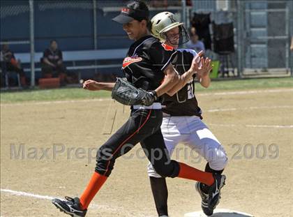 Thumbnail 2 in Lincoln vs. Kennedy (Valley Classic) photogallery.