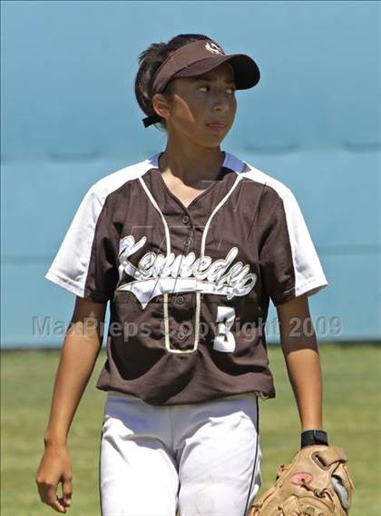 Thumbnail 3 in Lincoln vs. Kennedy (Valley Classic) photogallery.