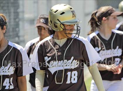 Thumbnail 1 in Lincoln vs. Kennedy (Valley Classic) photogallery.