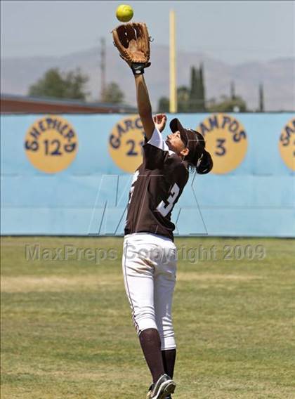 Thumbnail 1 in Lincoln vs. Kennedy (Valley Classic) photogallery.