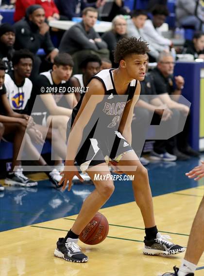 Thumbnail 3 in Grant vs. Newark Memorial (Nor Cal Tip Off Classic) photogallery.