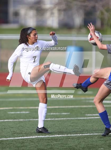 Thumbnail 2 in Rock Canyon vs Broomfield (CHSAA 5A 2nd Round) photogallery.