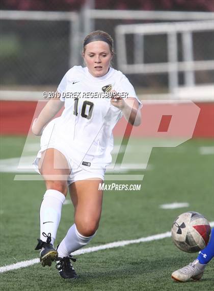 Thumbnail 1 in Rock Canyon vs Broomfield (CHSAA 5A 2nd Round) photogallery.