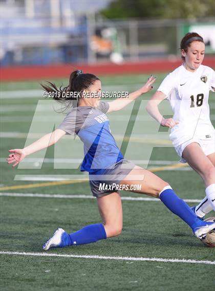 Thumbnail 3 in Rock Canyon vs Broomfield (CHSAA 5A 2nd Round) photogallery.