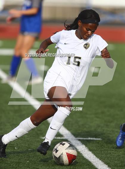 Thumbnail 3 in Rock Canyon vs Broomfield (CHSAA 5A 2nd Round) photogallery.