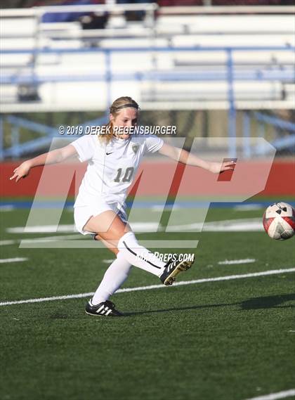 Thumbnail 2 in Rock Canyon vs Broomfield (CHSAA 5A 2nd Round) photogallery.