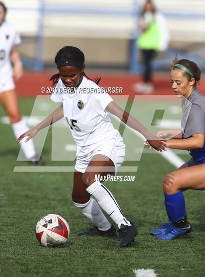 Thumbnail 2 in Rock Canyon vs Broomfield (CHSAA 5A 2nd Round) photogallery.