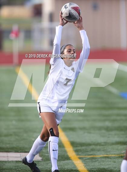 Thumbnail 3 in Rock Canyon vs Broomfield (CHSAA 5A 2nd Round) photogallery.