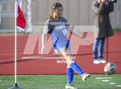 Thumbnail 3 in Rock Canyon vs Broomfield (CHSAA 5A 2nd Round) photogallery.