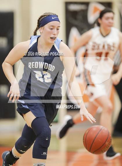 Thumbnail 2 in Selma vs. Redwood photogallery.