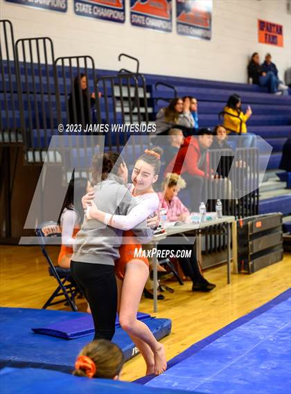 Thumbnail 2 in Hayfield Varsity Gymnastics @ West Springfield HS photogallery.
