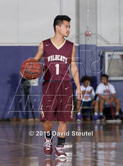 Thumbnail 1 in Whitney vs. Bethel (St. Hope Elite Classic) photogallery.
