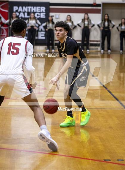 Thumbnail 2 in Modesto @ Enochs photogallery.