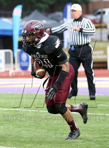 Thumbnail 3 in Giles County vs. Fulton (TSSAA Division I Class 4A BlueCross Bowl)  photogallery.