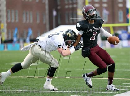 Thumbnail 1 in Giles County vs. Fulton (TSSAA Division I Class 4A BlueCross Bowl)  photogallery.