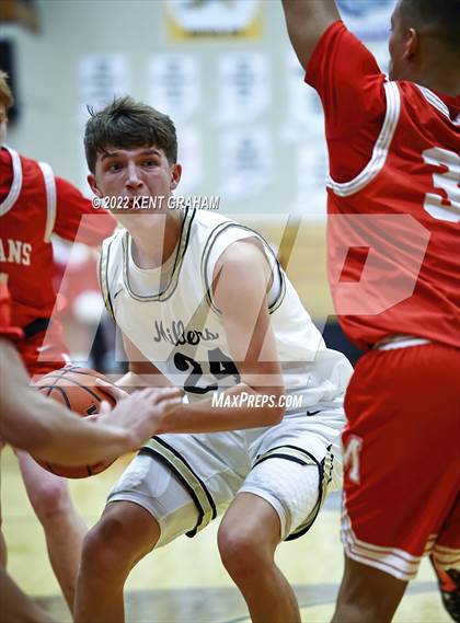 Thumbnail 3 in Mississinewa @ Noblesville photogallery.