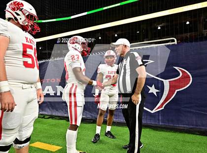 Thumbnail 1 in King vs. Katy (UIL 6A Div 2 Region 3 Finals) photogallery.