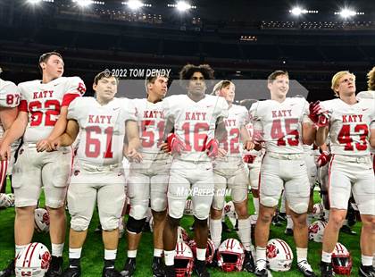 Thumbnail 2 in King vs. Katy (UIL 6A Div 2 Region 3 Finals) photogallery.