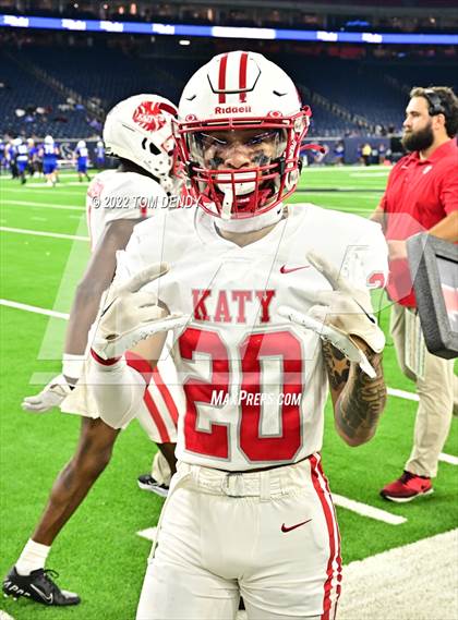 Thumbnail 2 in King vs. Katy (UIL 6A Div 2 Region 3 Finals) photogallery.