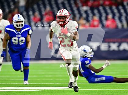 Thumbnail 2 in King vs. Katy (UIL 6A Div 2 Region 3 Finals) photogallery.