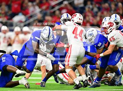 Thumbnail 1 in King vs. Katy (UIL 6A Div 2 Region 3 Finals) photogallery.