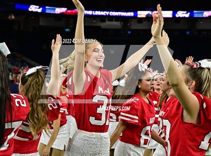 Thumbnail 1 in King vs. Katy (UIL 6A Div 2 Region 3 Finals) photogallery.