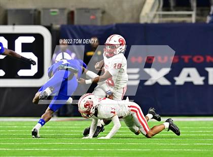 Thumbnail 1 in King vs. Katy (UIL 6A Div 2 Region 3 Finals) photogallery.