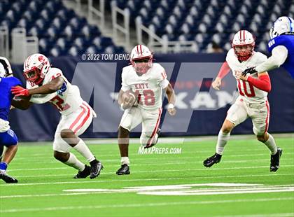 Thumbnail 2 in King vs. Katy (UIL 6A Div 2 Region 3 Finals) photogallery.