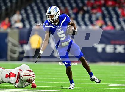 Thumbnail 3 in King vs. Katy (UIL 6A Div 2 Region 3 Finals) photogallery.