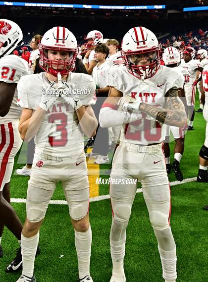 Thumbnail 1 in King vs. Katy (UIL 6A Div 2 Region 3 Finals) photogallery.