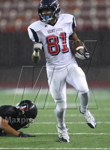 Thumbnail 2 in St. Louis vs. 'Iolani  photogallery.