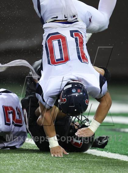 Thumbnail 1 in St. Louis vs. 'Iolani  photogallery.
