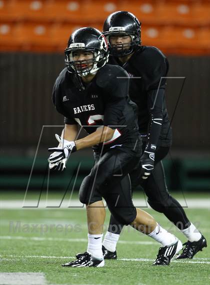 Thumbnail 1 in St. Louis vs. 'Iolani  photogallery.