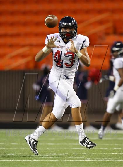 Thumbnail 1 in St. Louis vs. 'Iolani  photogallery.