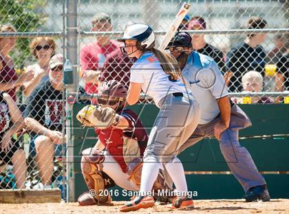 Thumbnail 3 in Waverly vs. Hastings (Lincoln Public Schools Softball Classic) photogallery.