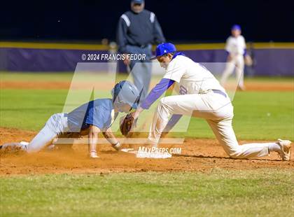 Thumbnail 3 in Alonso @ Lennard photogallery.