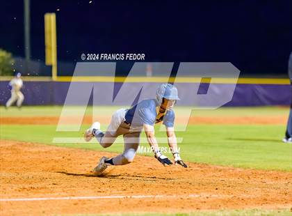 Thumbnail 3 in Alonso @ Lennard photogallery.