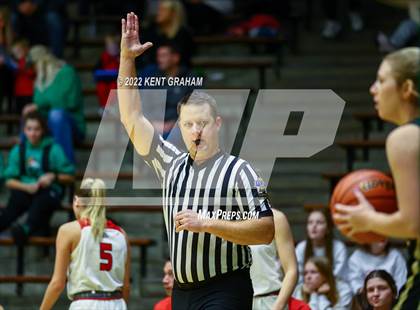 Thumbnail 3 in East Central vs Noblesville (Hall of Fame Classic) photogallery.